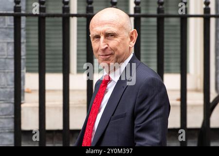 Londres, Angleterre, Royaume-Uni. 3 septembre 2024. Le secrétaire à la Défense, JOHN HEALEY, arrive à Downing Street pour une réunion du Cabinet. (Crédit image : © Thomas Krych/ZUMA Press Wire) USAGE ÉDITORIAL SEULEMENT! Non destiné à UN USAGE commercial ! Banque D'Images