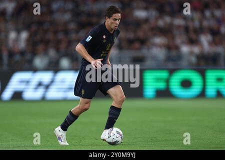 Kenan Yildiz de Juventus FC en action lors du match de Serie A entre la Juventus FC et l'AS Roma au stade Allianz le 1er septembre 2024 à Turin, Italie . Banque D'Images