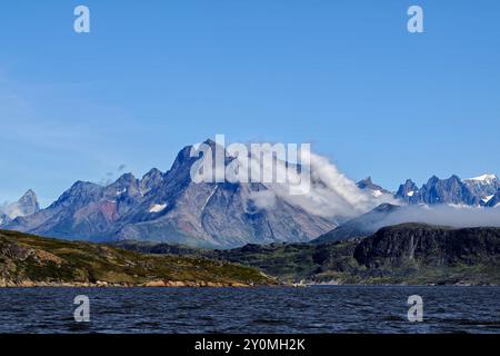 Montagnes autour de Tasermiut Fjprd, Groenland Banque D'Images