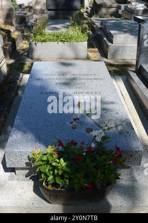 Paris, FRA. 27 août 2024. 20240827 - sépulture de Samuel Beckett, écrivain d'origine irlandaise, et de son épouse Suzanne, au cimetière Montparnasse à Paris, France. (Crédit image : © Chuck Myers/ZUMA Press Wire) USAGE ÉDITORIAL SEULEMENT! Non destiné à UN USAGE commercial ! Banque D'Images