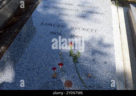 Paris, FRA. 27 août 2024. 20240827 - sépulture de Samuel Beckett, écrivain d'origine irlandaise, et de son épouse Suzanne, au cimetière Montparnasse à Paris, France. (Crédit image : © Chuck Myers/ZUMA Press Wire) USAGE ÉDITORIAL SEULEMENT! Non destiné à UN USAGE commercial ! Banque D'Images