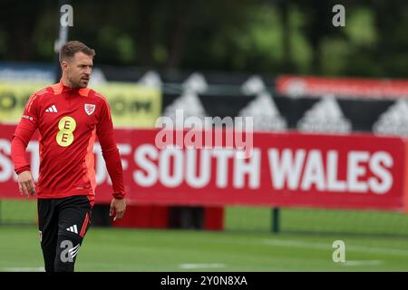 Cardiff, Royaume-Uni. 03 septembre 2024. Aaron Ramsey du pays de Galles lors de l'entraînement de l'équipe de football du pays de Galles à Hensol, Vale of Glamorgan au pays de Galles du Sud le mardi 3 septembre 2024. L'équipe s'entraîne avant le match de l'UEFA Nations League contre la Turquie cette semaine. photo par Andrew Orchard/Andrew Orchard photographie sportive/ Alamy Live News crédit : Andrew Orchard photographie sportive/Alamy Live News Banque D'Images