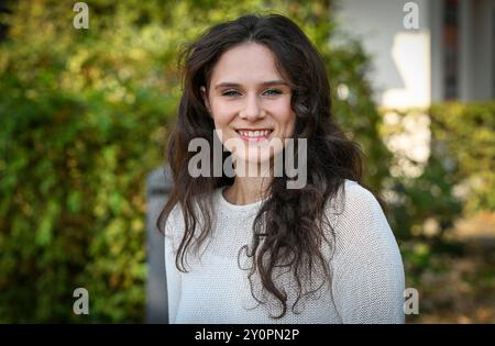 Berlin, Allemagne. 03 septembre 2024. L'actrice Helen Barke lors d'un événement de presse au Schlosspark Theater. Crédit : Jens Kalaene/dpa/Alamy Live News Banque D'Images