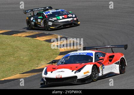 Scarperia, Italie - 13 juillet 2024 : Ferrari 488 GT3 de l'équipe PELLIN RACING pilotée par Haugen Thor et Ruberti Paolo en action lors de l'ACI CSAI Racing Weeke Banque D'Images