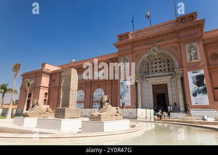 Musée égyptien (musée du Caire), façade de l'extérieur, entrée, le Caire, Egypte, Afrique du Nord, Afrique Banque D'Images