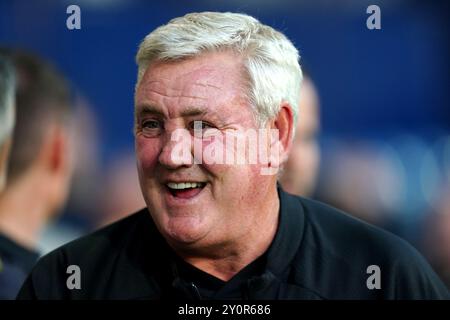 Photo du dossier datée du 11-08-2022 du manager de West Bromwich Albion Steve Bruce, qui est de retour dans la direction de Sky Bet League One Blackpool. Date d'émission : mardi 3 septembre 2024. Banque D'Images