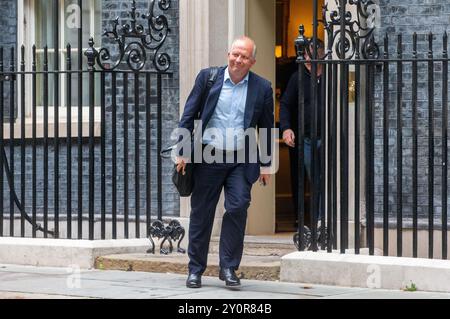 Londres, Angleterre, Royaume-Uni. 3 septembre 2024. SIMON ROBERTS, PDG de Sainsbury, quitte le 10 Downing Street après un petit déjeuner-réunion sur le projet de loi sur l'emploi avec Angela Rayner, première ministre adjointe, et Jonathan Reynolds, secrétaire d'entreprise. (Crédit image : © Tayfun Salci/ZUMA Press Wire) USAGE ÉDITORIAL SEULEMENT! Non destiné à UN USAGE commercial ! Banque D'Images