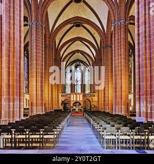 Église protestante de notre-Dame, vue intérieure de l'autel et de l'écran de rood, église gothique, Friedberg, Hesse, Allemagne, Europe Banque D'Images