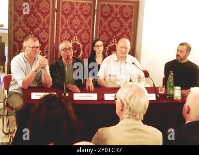 3 septembre 2024, Rome, Latium, Italie : Conférence de presse de l'ouverture de la 39ème édition du Festival Romaeuropa à la Sala Grigia du Teatro dell'Opera à Rome. Étaient présents le Président de la Fondazione Romaeuropa Guido Fabiani, le Directeur général et artistique de la Fondazione Romaeuropa Fabrizio Grifasi qui a présenté le programme de cette édition. Suivi à la conférence de presse : Christos Papadopoulos, CÃ©Drix Andrieux, Directeur du Ballet du OpÃ©RA de Lyon, Gavin Bryars qui a présenté le ballet inaugural qui ouvrira le festival. Le superintention était également présent à l'ouverture Banque D'Images