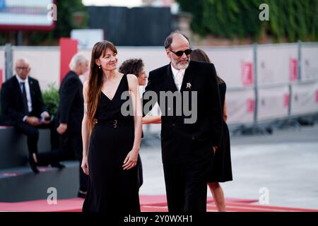 VENISE, ITALIE - 03 SEPTEMBRE : Luca Guadagnino assiste au tapis rouge Queer lors du 81e Festival international du film de Venise le 03 septembre 2024 Banque D'Images