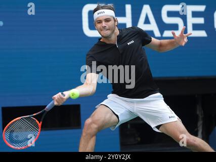 New York, Etats-Unis. 03 septembre 2024. Taylor Fritz des États-Unis au cours du 9e jour de l'US Open 2024, tournoi de tennis Grand Chelem le 3 septembre 2024 au USTA Billie Jean King National Tennis Center à New York, États-Unis - photo Jean Catuffe/DPPI crédit : DPPI Media/Alamy Live News Banque D'Images