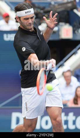 New York, Etats-Unis. 03 septembre 2024. Taylor Fritz des États-Unis au cours du 9e jour de l'US Open 2024, tournoi de tennis Grand Chelem le 3 septembre 2024 au USTA Billie Jean King National Tennis Center à New York, États-Unis - photo Jean Catuffe/DPPI crédit : DPPI Media/Alamy Live News Banque D'Images