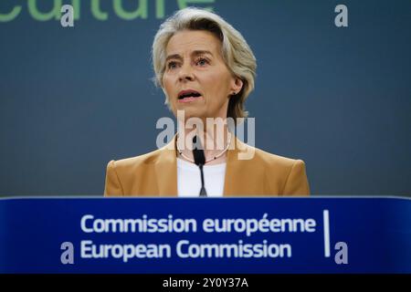 Bruxelles, Belgique. 04th Sep, 2024. Conférence de presse sur la publication du rapport final du dialogue stratégique sur l'avenir de l'agriculture de l'UE, avec la participation de la Présidente de la Commission européenne Ursula von der LEYEN et du Président du dialogue stratégique, le Professeur Peter STROHSCHNEIDER, à Bruxelles, Belgique, le 4 septembre 2024. Crédit : ALEXANDROS MICHAILIDIS/Alamy Live News Banque D'Images