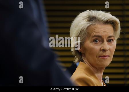 Bruxelles, Belgique. 04th Sep, 2024. Conférence de presse sur la publication du rapport final du dialogue stratégique sur l'avenir de l'agriculture de l'UE, avec la participation de la Présidente de la Commission européenne Ursula von der LEYEN et du Président du dialogue stratégique, le Professeur Peter STROHSCHNEIDER, à Bruxelles, Belgique, le 4 septembre 2024. Crédit : ALEXANDROS MICHAILIDIS/Alamy Live News Banque D'Images