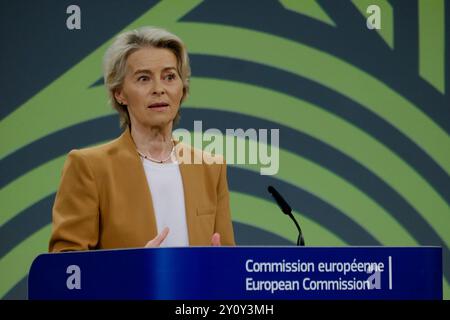 Bruxelles, Belgique. 04th Sep, 2024. Conférence de presse sur la publication du rapport final du dialogue stratégique sur l'avenir de l'agriculture de l'UE, avec la participation de la Présidente de la Commission européenne Ursula von der LEYEN et du Président du dialogue stratégique, le Professeur Peter STROHSCHNEIDER, à Bruxelles, Belgique, le 4 septembre 2024. Crédit : ALEXANDROS MICHAILIDIS/Alamy Live News Banque D'Images