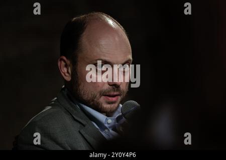 Berlin, Allemagne. 03 septembre 2024. Vladimir Kara Murza, politicien de l'opposition russe, a prononcé des discours lors de sa première apparition publique à Berlin après sa libération d'une prison russe suite à un échange de prisonniers politiques début août 2024. (Photo de Vasily Krestyaninov/SOPA images/SIPA USA) crédit : SIPA USA/Alamy Live News Banque D'Images