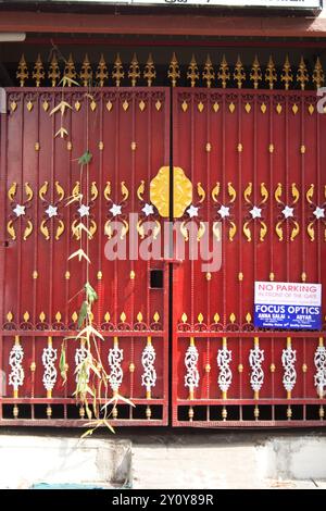 Porte ornée, Chennai, Tamil Nadu, Inde Banque D'Images