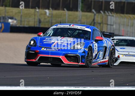 Oskar dix, Porsche 718 Cayman GT4 Clubsport, Team Parker Racing, Porsche Sprint Challenge Grande-Bretagne 2024, une seule marque avec tous les pilotes Banque D'Images