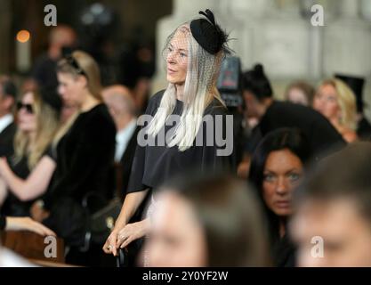 ABD0011 20240831 - Richard Lugner Funeral, Farewell and Memorial service, Holy Mass, tenu Stephen's Cathedral, Vienna, Austria, le 31 août 2024. Veuve Simone Lugner - 20240831 PD0868 Banque D'Images