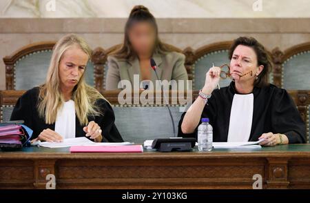 Bruxelles, Belgique. 04th Sep, 2024. L’avocate Nathalie Gallant et l’avocate Catherine Toussaint photographiées lors de la constitution du jury du procès d’assises de Soraya Sahli, accusée du meurtre de sa fille de deux mois dans une chambre d’hôtel à Saint-Gilles, devant la Cour d’assises de Bruxelles capitale, à Bruxelles, mercredi 04 septembre 2024. BELGA PHOTO BENOIT DOPPAGNE crédit : Belga News Agency/Alamy Live News Banque D'Images