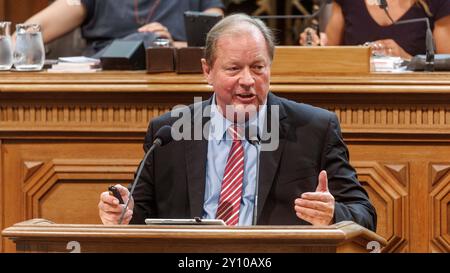 Hambourg, Allemagne. 04th Sep, 2024. Le chef du groupe parlementaire de l'AFD, Dirk Nockemann, prend la parole à l'heure d'actualité du Parlement de Hambourg. Crédit : Markus Scholz/dpa/Alamy Live News Banque D'Images