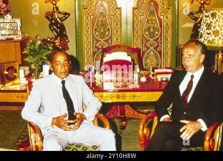 1986 Archivio Storico Olycom/LaPresse Hassan II (Rabat, 9 luglio 1929 - Rabat, 23 luglio 1999) è stato re del Marocco dal 1961 fino alla sua morte, quando gli è success duto il figlio Muhammad VI. Apparteneva alla dinastia alawide. Nella Foto : Re Hassan II di Marocco sur la photo : Roi Hassan II du Maroc crédit : LaPresse/Alamy Live News Banque D'Images