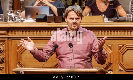Hambourg, Allemagne. 04th Sep, 2024. Michael Gwosdz, député des Verts au Parlement de Hambourg, intervient lors de l'heure d'actualité du Parlement de Hambourg. Crédit : Markus Scholz/dpa/Alamy Live News Banque D'Images