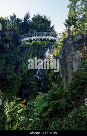 Pont du diable à Bergpark Wilhelmshöhe, Kassel, Hesse, Allemagne Banque D'Images