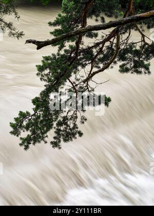 Inondation aux chutes de Lech au-dessus de Füssen Banque D'Images