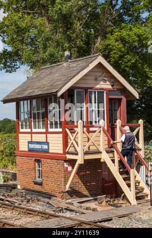 Angleterre, Kent, Tenterden, Kent and East Sussex Railway, Tenterden Station, Historical signal Box Banque D'Images