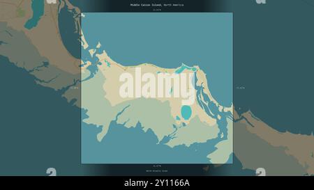 Île de la Caïque moyenne dans l'océan Atlantique Nord, appartenant aux îles Turques et Caïques, décrite et mise en évidence sur une topographie, OSM humanitaire Banque D'Images