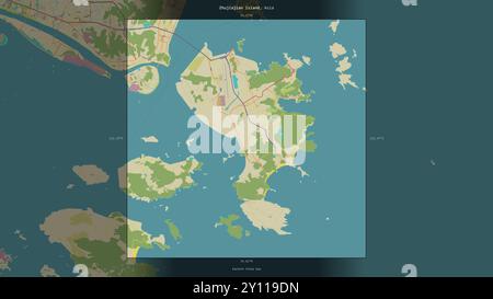 L'île de Zhujiajian dans la mer de Chine orientale, appartenant à la Chine, décrite et mise en évidence sur une carte topographique de style humanitaire OSM Banque D'Images