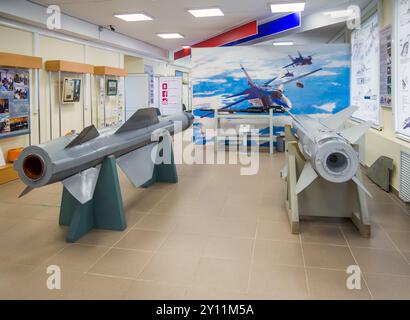 Dubna, Russie - 22 août 2023 : intérieur du Musée d'histoire des missiles de croisière, Dubna, région de Moscou Banque D'Images