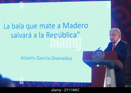 Mexico, Mexique. 04th Sep, 2024. Le président mexicain Andres Manuel Lopez Obrador, parle de l'approbation de la réforme du système judiciaire ainsi que de la minimisation de la chute du peso par rapport au dollar, lors de la conférence d'information au Palais National. (Crédit image : © Carlos Santiago/eyepix via ZUMA Press Wire) USAGE ÉDITORIAL SEULEMENT! Non destiné à UN USAGE commercial ! Crédit : ZUMA Press, Inc/Alamy Live News Banque D'Images