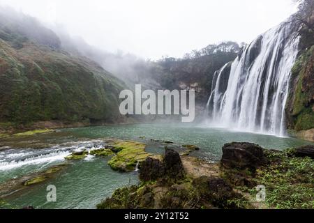 ANSHUN, CHINE - 19 MARS 2017 - (FILE) la cascade de Huangguoshu est vue dans la ville d'Anshun, province du Guizhou, Chine, 19 mars 2017. Banque D'Images