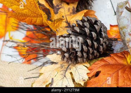 couronne d'automne près décor d'automne Banque D'Images