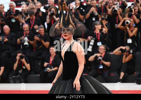 Venedig, Italie. 04th Sep, 2024. Lada Gaga assiste à la première du film 'Joker : folie à deux' au 81e Festival international du film de Venise. Crédit : Stefanie Rex/dpa-Zentralbild/dpa/Alamy Live News Banque D'Images