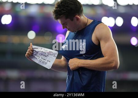 Saint-Denis, France. 4 septembre 2024. MALAKOPOULOS Stylianos (GRE) Athlétisme : finale masculine de saut en longueur T64 lors des Jeux paralympiques de Paris 2024 au stade de France à Saint-Denis. Crédit : AFLO SPORT/Alamy Live News Banque D'Images