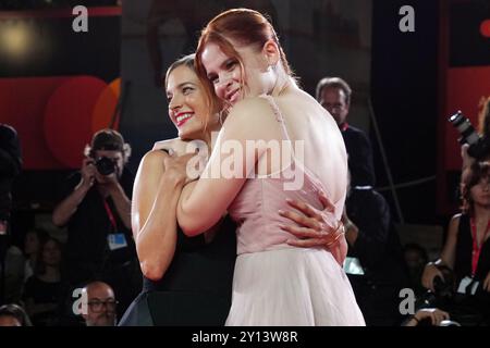 Venezia, Italie. 04th Sep, 2024. Lidija Kordić, Tesa Litvan, Denise Capezza assiste au tapis rouge « Diva Futura » du 81e Festival international du film de Venise le 4 septembre 2024 à Venise, Italie. (Photo de Gian Mattia D'Alberto/LaPresse) crédit : LaPresse/Alamy Live News Banque D'Images