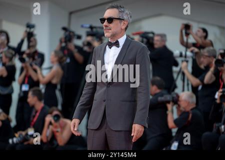 Venise, Italie. 04th Sep, 2024. Le réalisateur Todd Phillips assiste au tapis rouge ''Joker : folie a deux'' lors du 81e Festival international du film de Venise à la Sala Grande à Venise, Italie, le 4 septembre 2024. (Photo de Luca Carlino/NurPhoto)0 crédit : NurPhoto SRL/Alamy Live News Banque D'Images