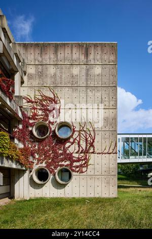 Roskilde Amtsgård, conçu par Knud Munk, 1976 ; Roskilde, Danemark Banque D'Images