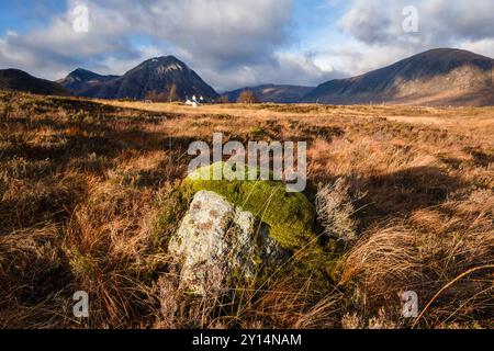 Maison typique de la vallée de Glen Coe, Lochaber Geopark,, Highlands, Ecosse, Royaume-Uni. Banque D'Images