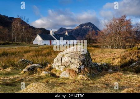 Maison typique de la vallée de Glen Coe, Lochaber Geopark,, Highlands, Ecosse, Royaume-Uni. Banque D'Images