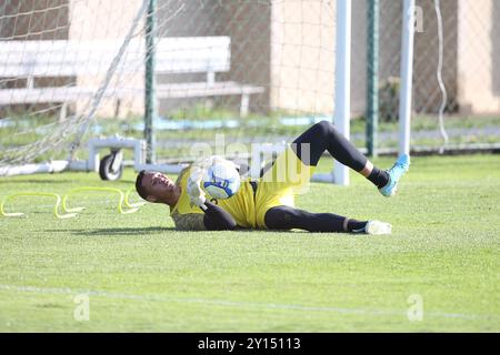 Recife, Brésil. 04th Sep, 2024. PE - RECIFE - 09/04/2024 - SPORT, ENTRAÎNEMENT - gardien de but sportif Denival lors de l'entraînement par équipe au CT du club, ce mercredi (4). L'équipe se prépare à affronter Avai dans le championnat brésilien de série B 2024. Photo : Marlon Costa/AGIF crédit : AGIF/Alamy Live News Banque D'Images