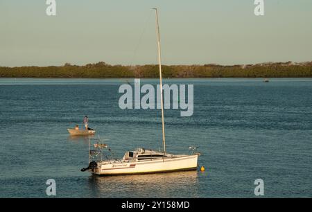 Lumière en fin d'après-midi sur Bribie Island, au large de Caloundra sur la Sunshine Coast, Queensland, Australie Banque D'Images