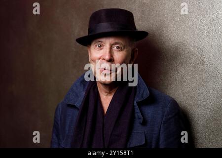 Regisseur Barry Alexander Brown BEI einem exklusiven Photoshooting im Rahmen der Kinotour zum Kinofilm son of the South in der Residenz Astor film Lounge. Köln, 27.08.2021 NRW Deutschland *** le réalisateur Barry Alexander Brown lors d'une séance photo exclusive dans le cadre de la tournée cinématographique du film son of the South au Residenz Astor film Lounge Cologne, 27 08 2021 NRW Allemagne Copyright : xChristophxHardtx Banque D'Images