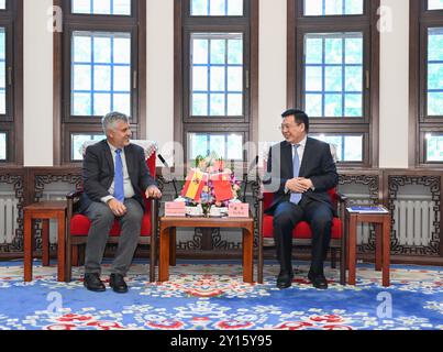 Pékin, Chine. 5 septembre 2024. Fu Hua, président de l'agence de presse Xinhua, rencontre Miguel Angel Oliver, président de l'agence de presse espagnole Agencia EFE, à Pékin, capitale de la Chine, le 5 septembre 2024. Crédit : Li Xiang/Xinhua/Alamy Live News Banque D'Images