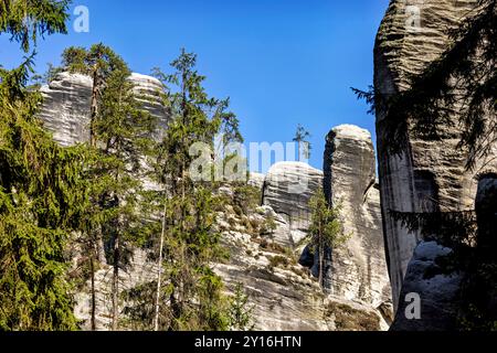 La ville rocheuse d'Adrspach Weckelsdorf dans les montagnes de Braunau Banque D'Images