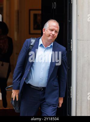 Simon Roberts, PDG de Sainsbury's, quitte le 10 Downing Street après un petit-déjeuner avec Angela Rayner et Jonathan Reynolds. Banque D'Images