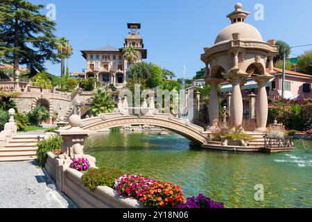 Imperia, Italie - 14 août 2023 : Villa Grock - manoir italien de Grock avec jardin, fontaine, bel été Banque D'Images